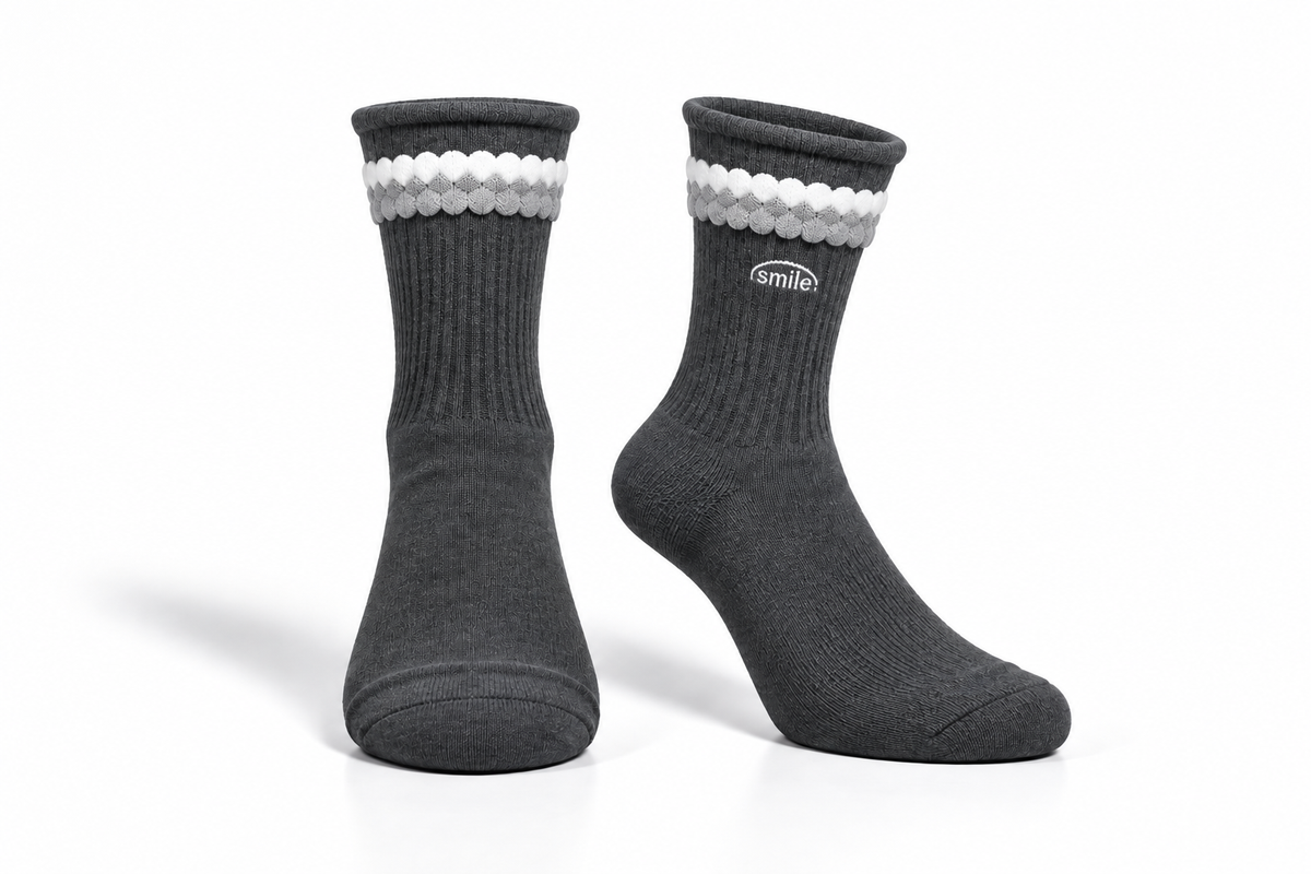 Thin Cotton Socks With Decorative Trim
