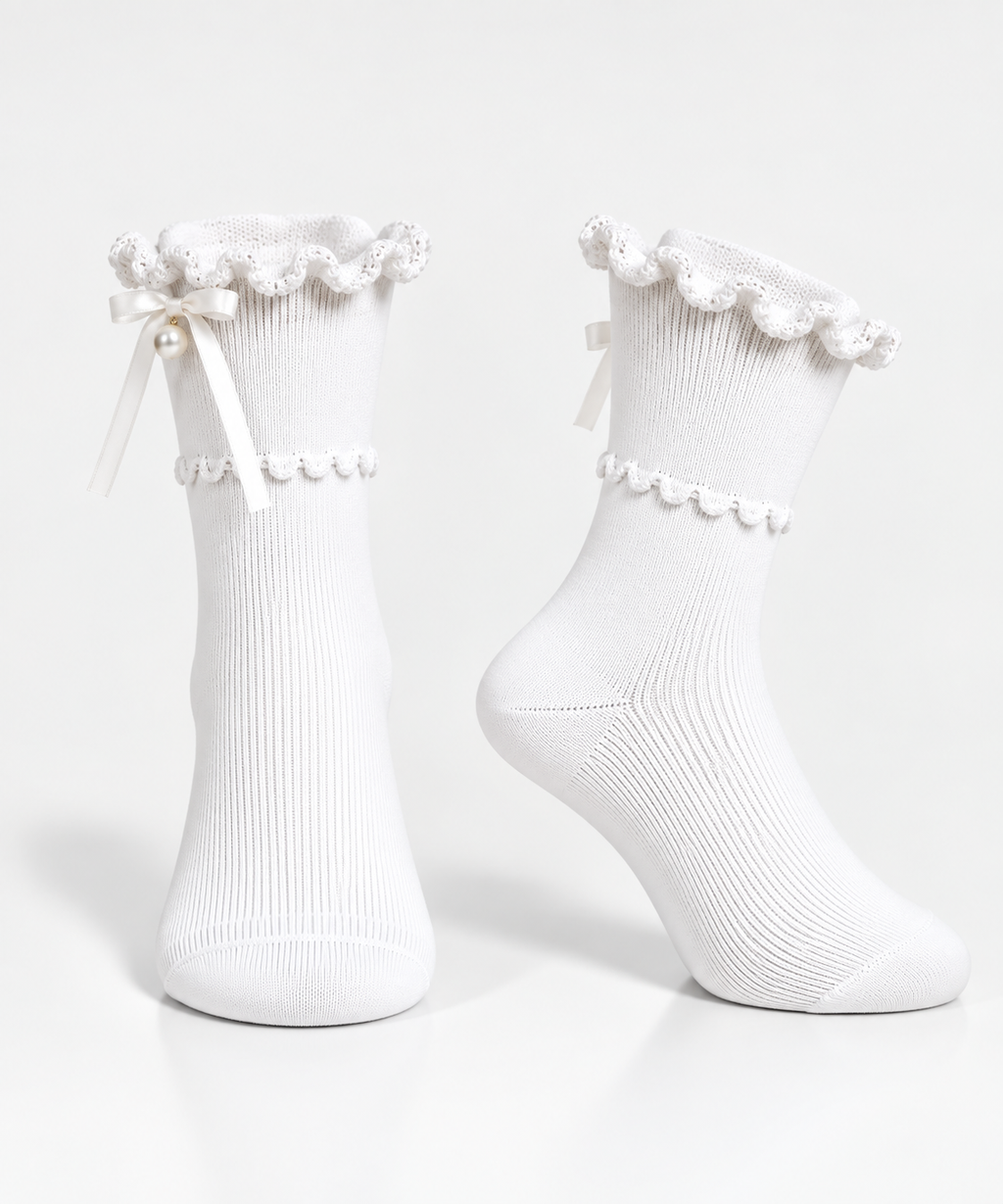Thin Cotton Socks with Pearl Detail
