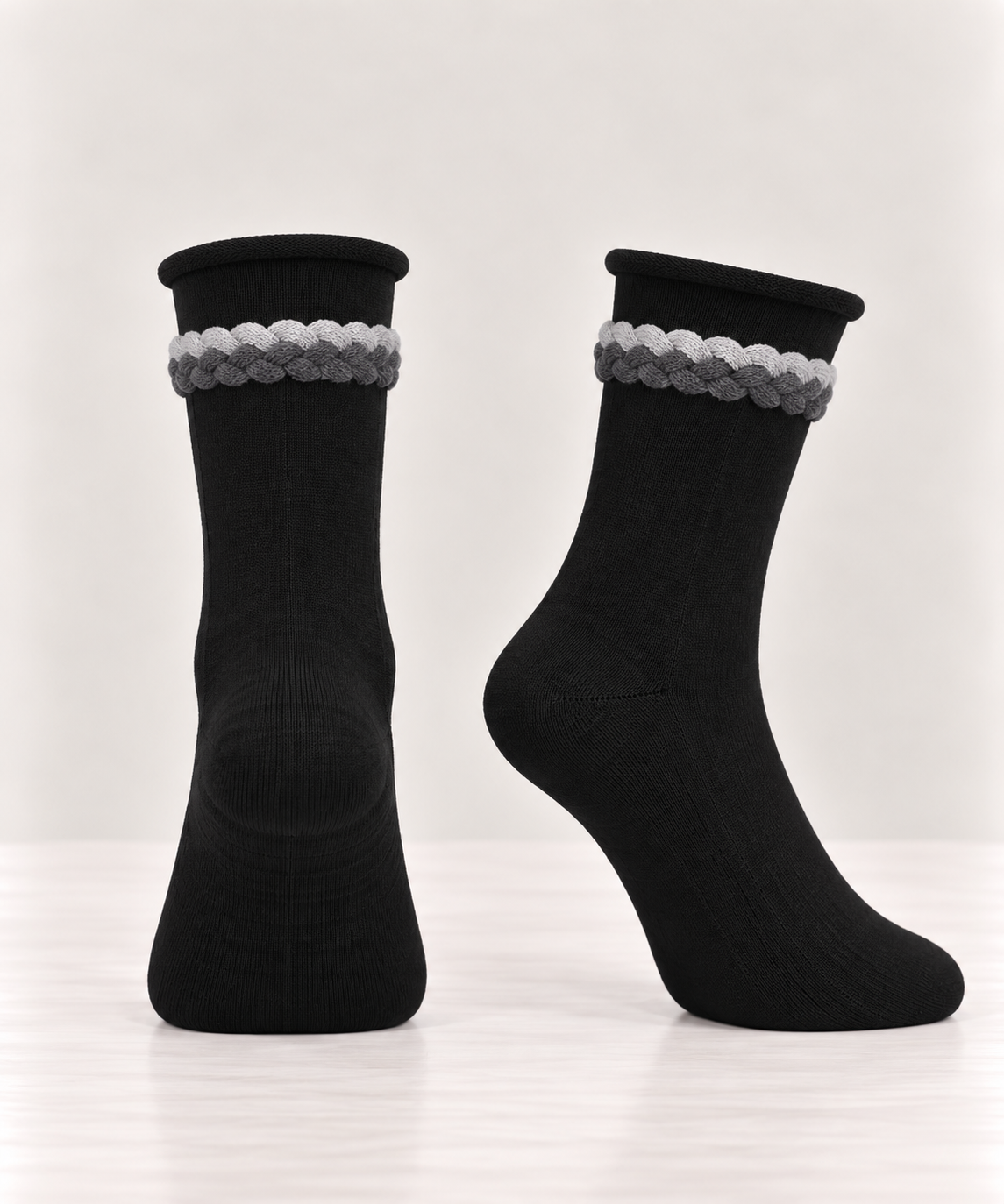 Thin Cotton Socks with Decorative Trim